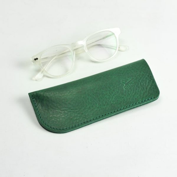 P1260190 Missouri Green Leather Glasses Case