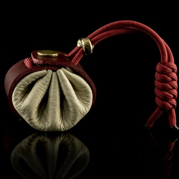 Leather coin box "Hinkali"